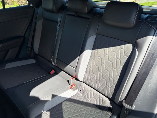 Fahrzeugabbildung Volkswagen T-Roc 1.5 TSI DSG GOAL LED KAMERA AHK IQ.DRIVE S