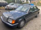 Mercedes-Benz Mercedes Benz 230 E W124 Schaltgetriebe - gebrauchte Mercedes-Benz E 230 aus dem Jahr 1992