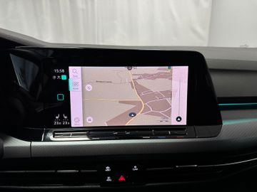 Volkswagen Golf VIII Lim. Active eTSI AT LED Navi SH