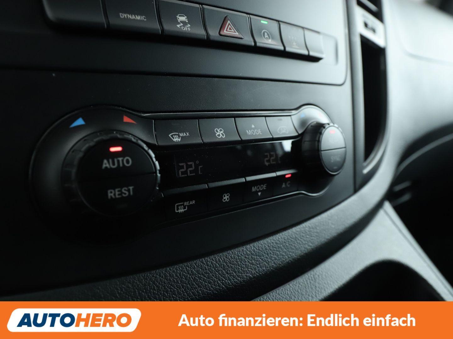 Mercedes-Benz Vito Tourer 124 CDI Pro 4x4 kompakt Aut.*NAVI*