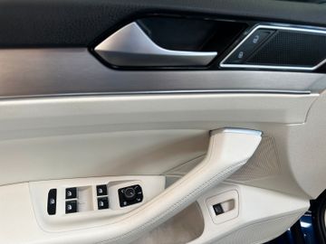 Volkswagen Highline  *4Motion*Pano*Led*Kamera*Massage*