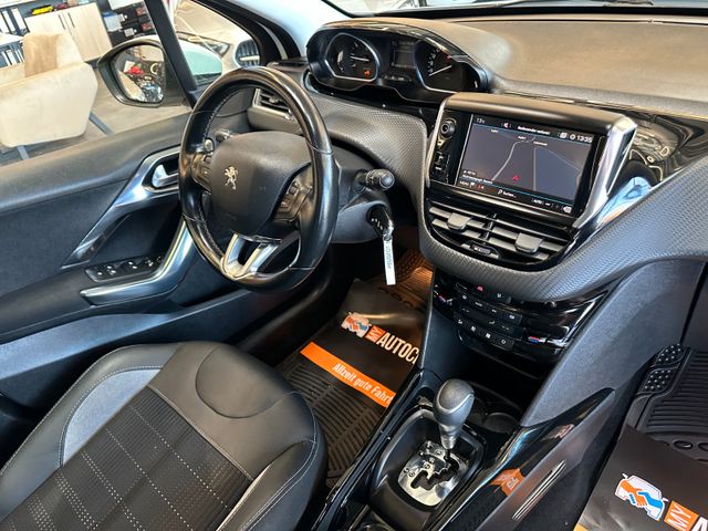 Peugeot 2008 Allure *Pano*Xenon*Navi*