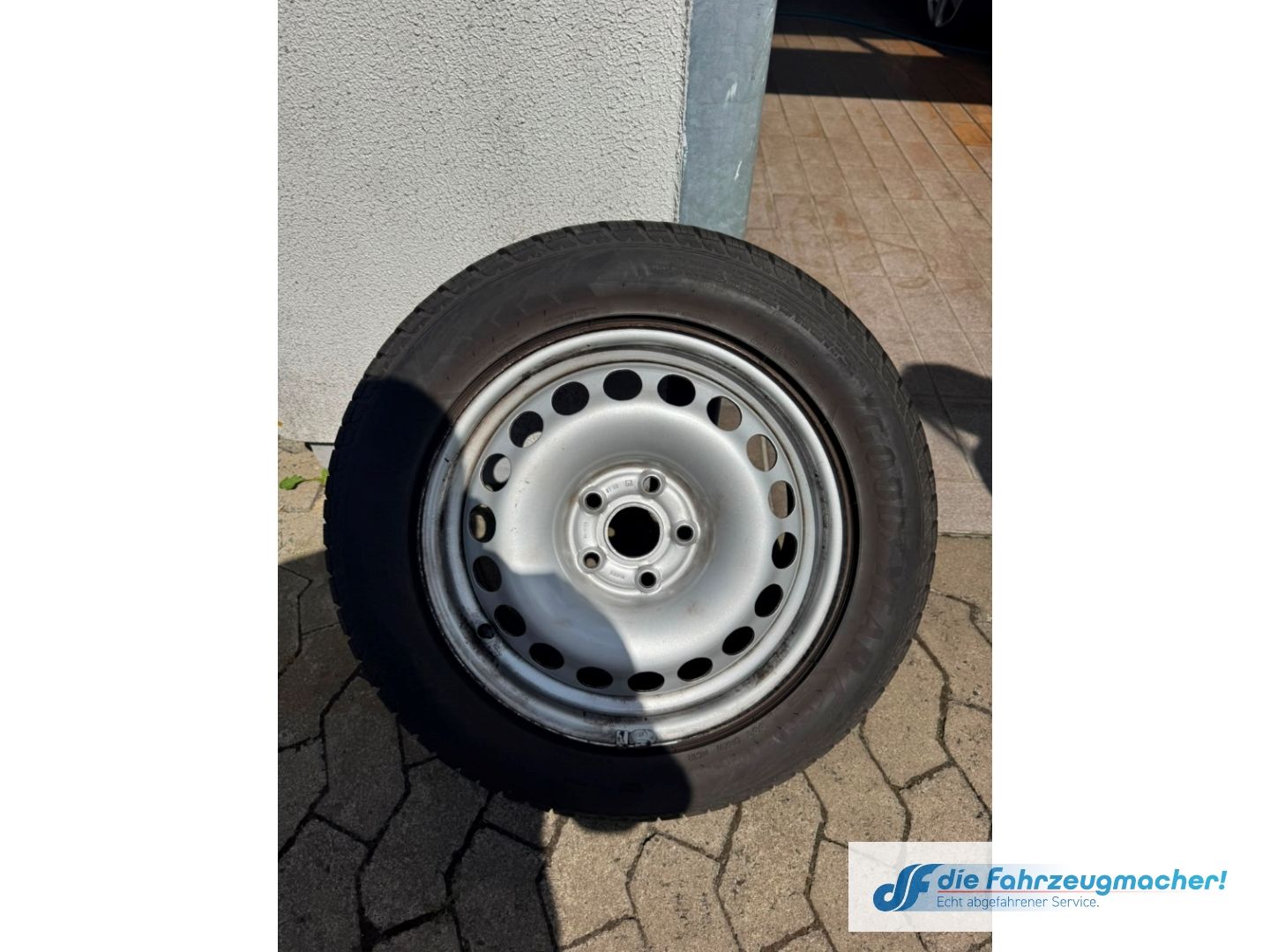Fahrzeugabbildung Volkswagen Sharan Trendline BMT Dyn. Kurvenlicht Mehrzonenk