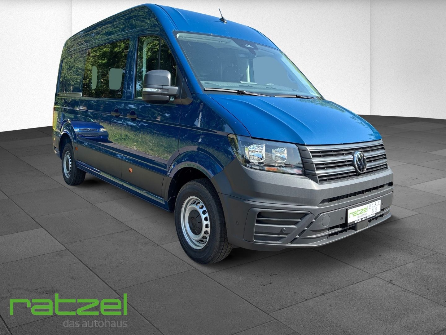 Fahrzeugabbildung Volkswagen Crafter 35 Kasten HD AHK+Holzboden+AHK+Navi+Rega