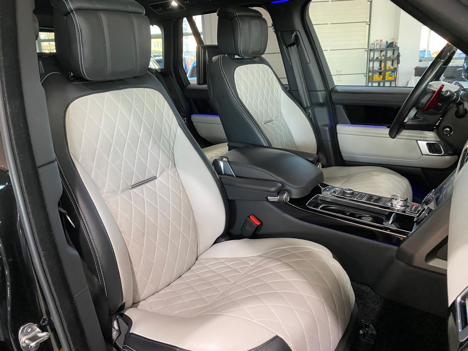 Fahrzeugabbildung Land Rover Range Rover SV Autobiography/Pano/STHZG/