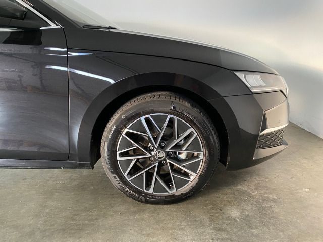 Octavia IV Combi Selection 1.5 eTSI DSG Facelift