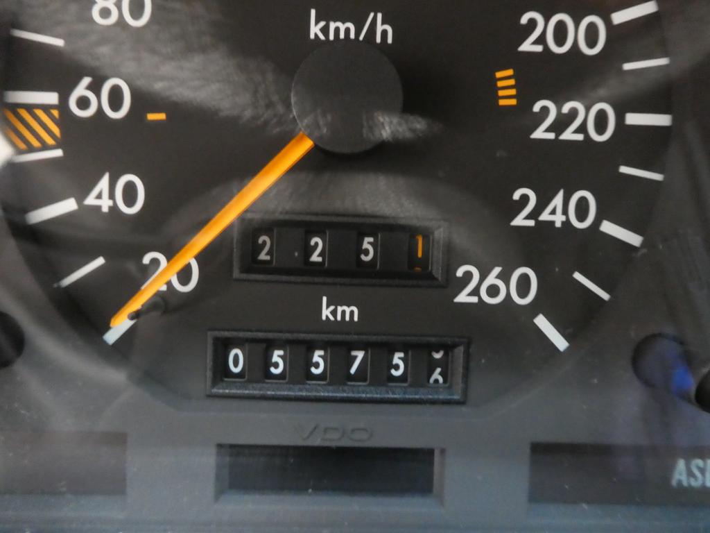 Mercedes-Benz SL 320