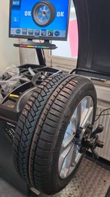 Land Rover Range Rover Evoque D240 R-DYNAMIC HSE AWD Au... - Land Rover Range Rover Evoque von privat