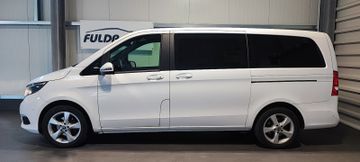 Mercedes V 220 - 3