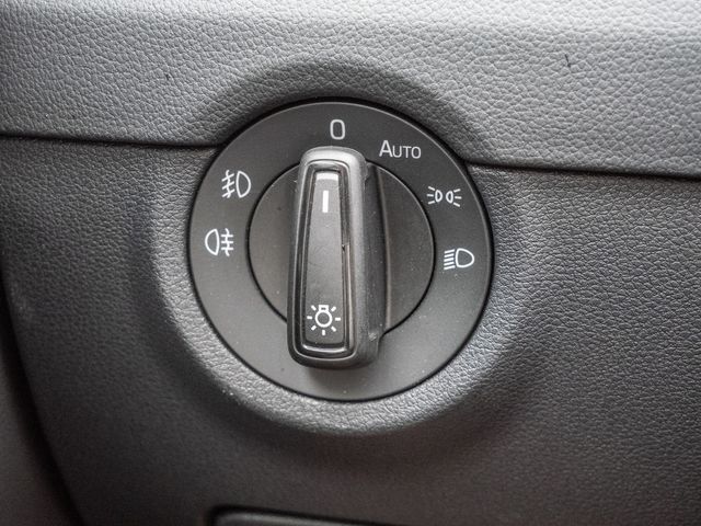 Octavia Combi 1.6 TDI Style PDC SHZ NAVI LED