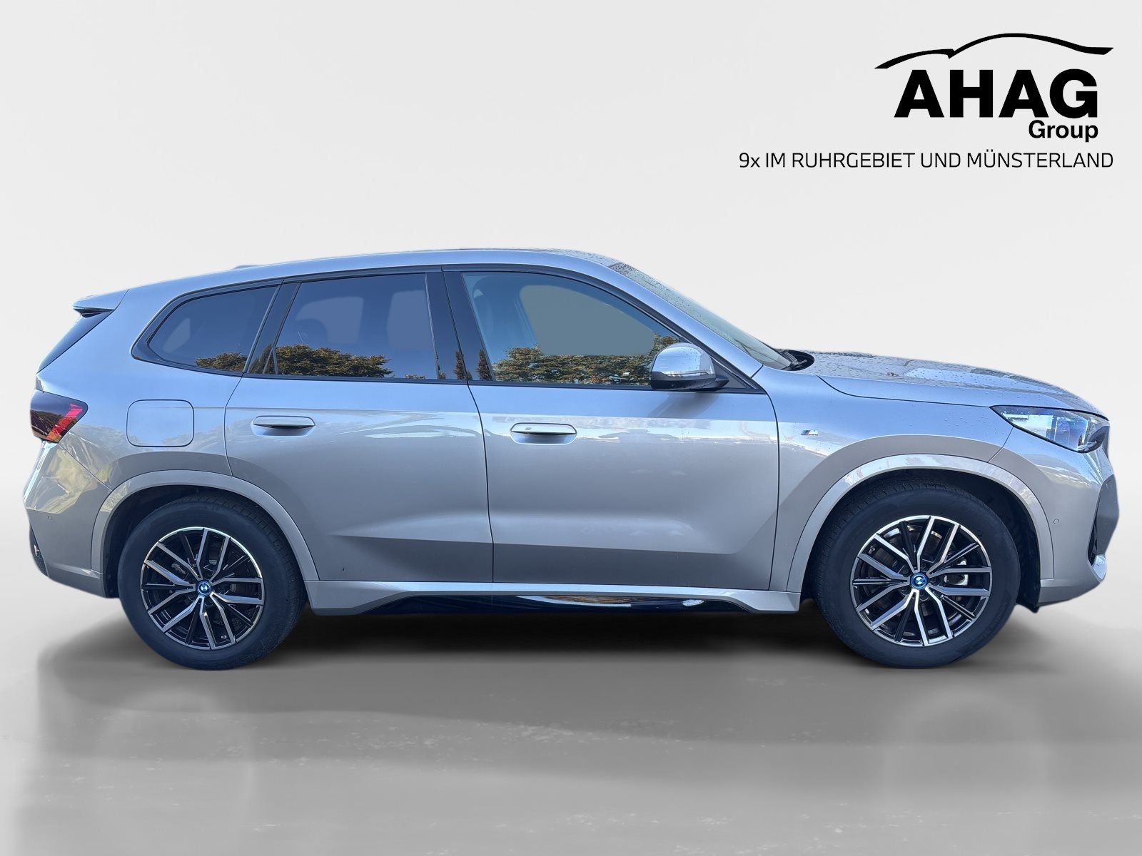 BMW iX1 xDrive30 M Sport AHK Head-Up ACC 360° adapt. imagem 3