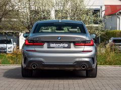 BMW 330 – 5 / 32