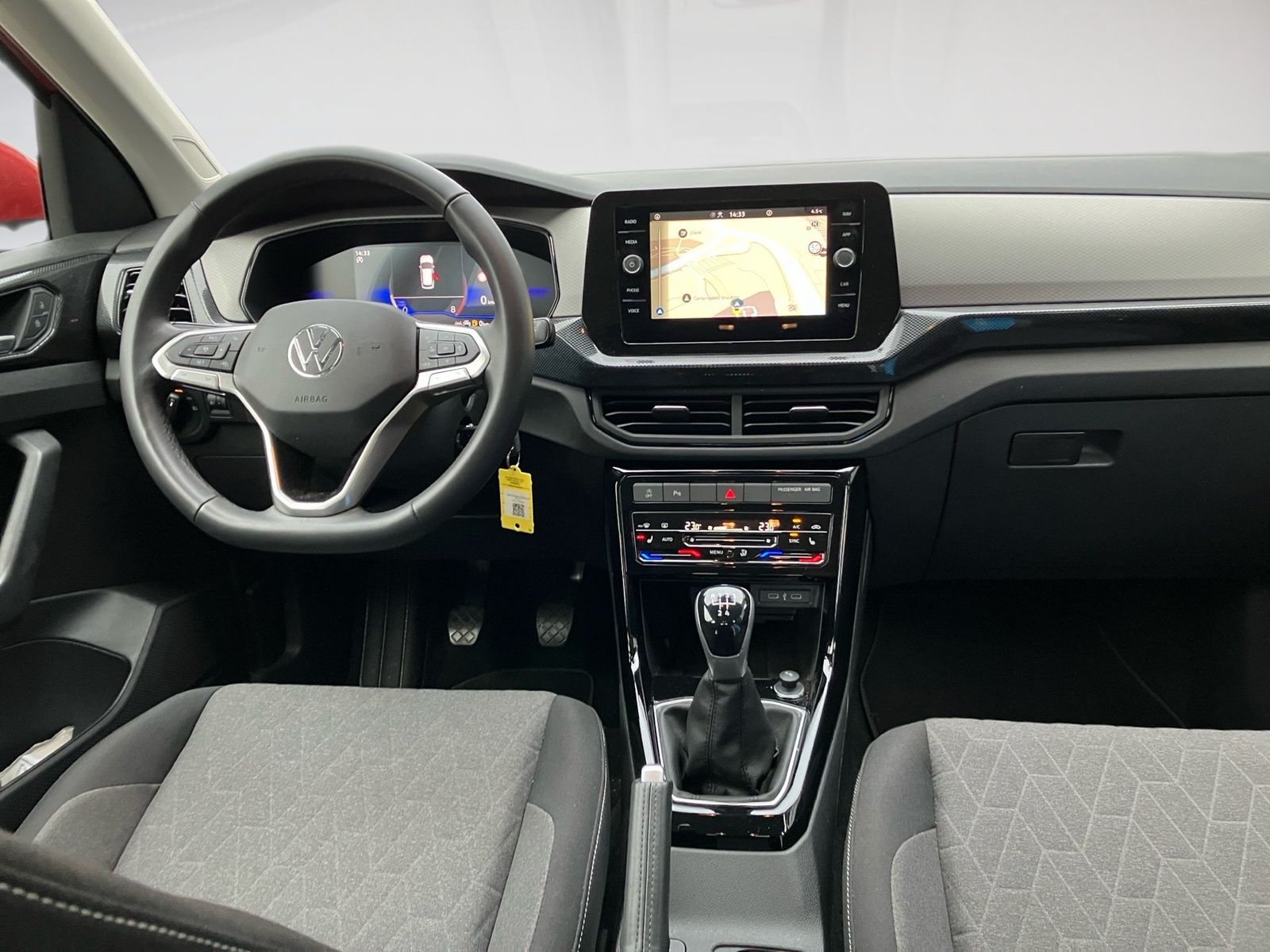 Volkswagen T-Cross - Bild 11
