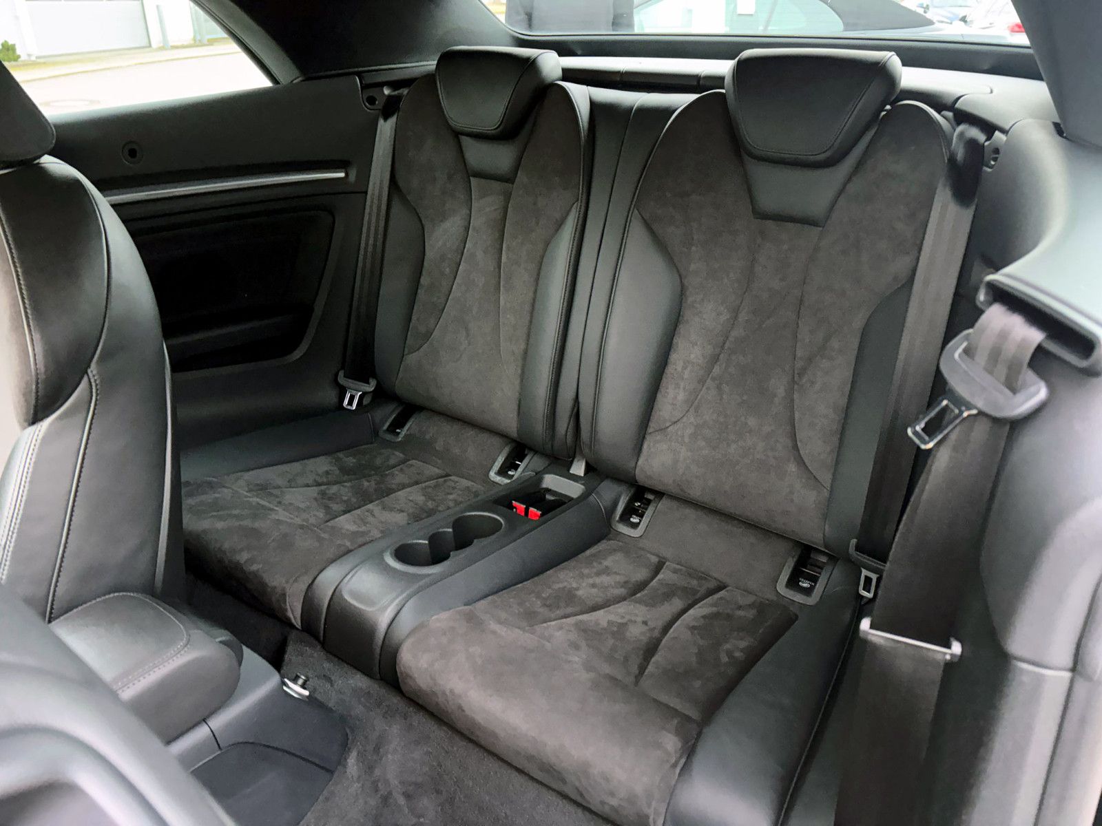 Fahrzeugabbildung Audi A3 Cabrio 35TFSI Sport Aut. PDC BT LED NAV SHZ