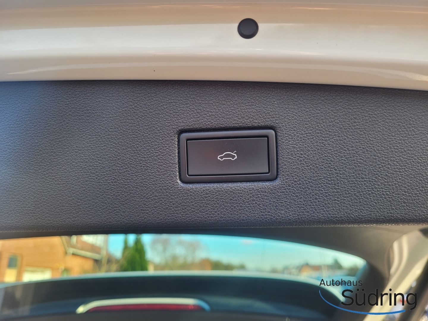 Tarraco e-Hybrid FR DSG AHK Navi 360 Kamera ACC