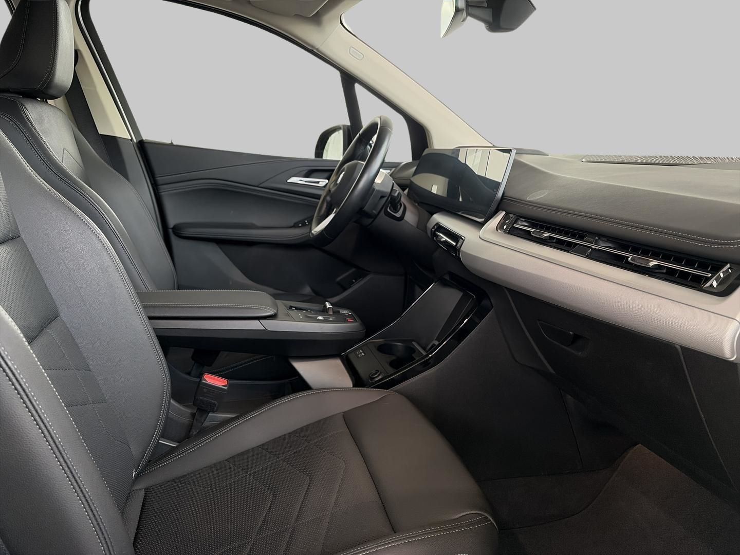 BMW 220 Active Tourer - Bild 16