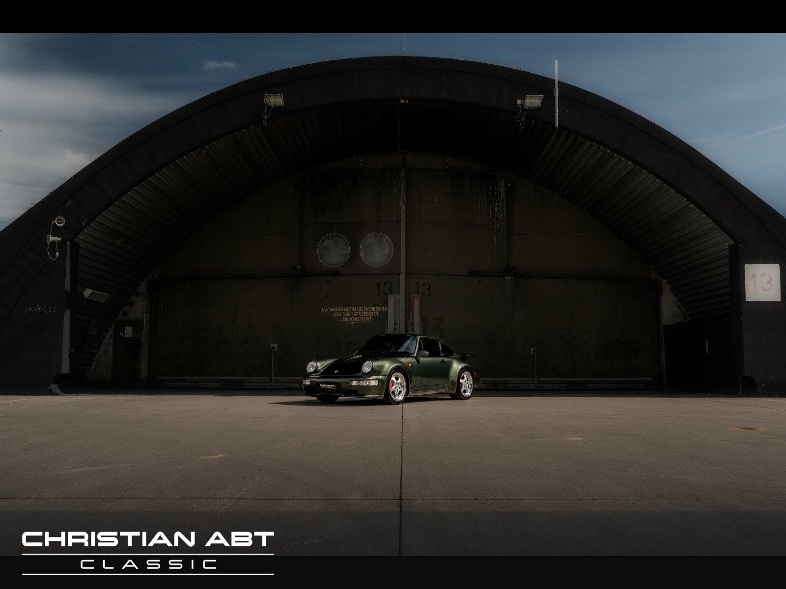 Fahrzeugabbildung Porsche 964 Turbo oak green metallic * perfekter Zustand