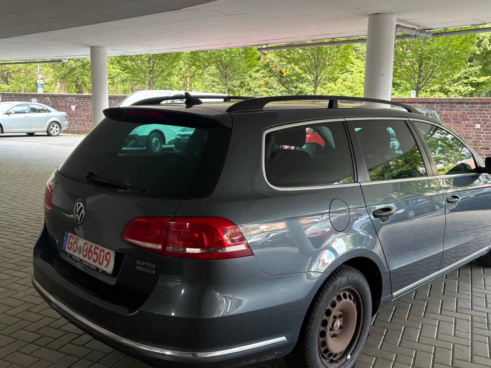 Volkswagen Passat 2011 — engine 1.968 cm³, 140 HP (103kW)