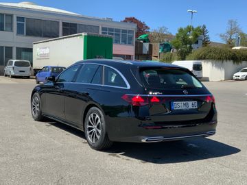 Mercedes E 220 - 3