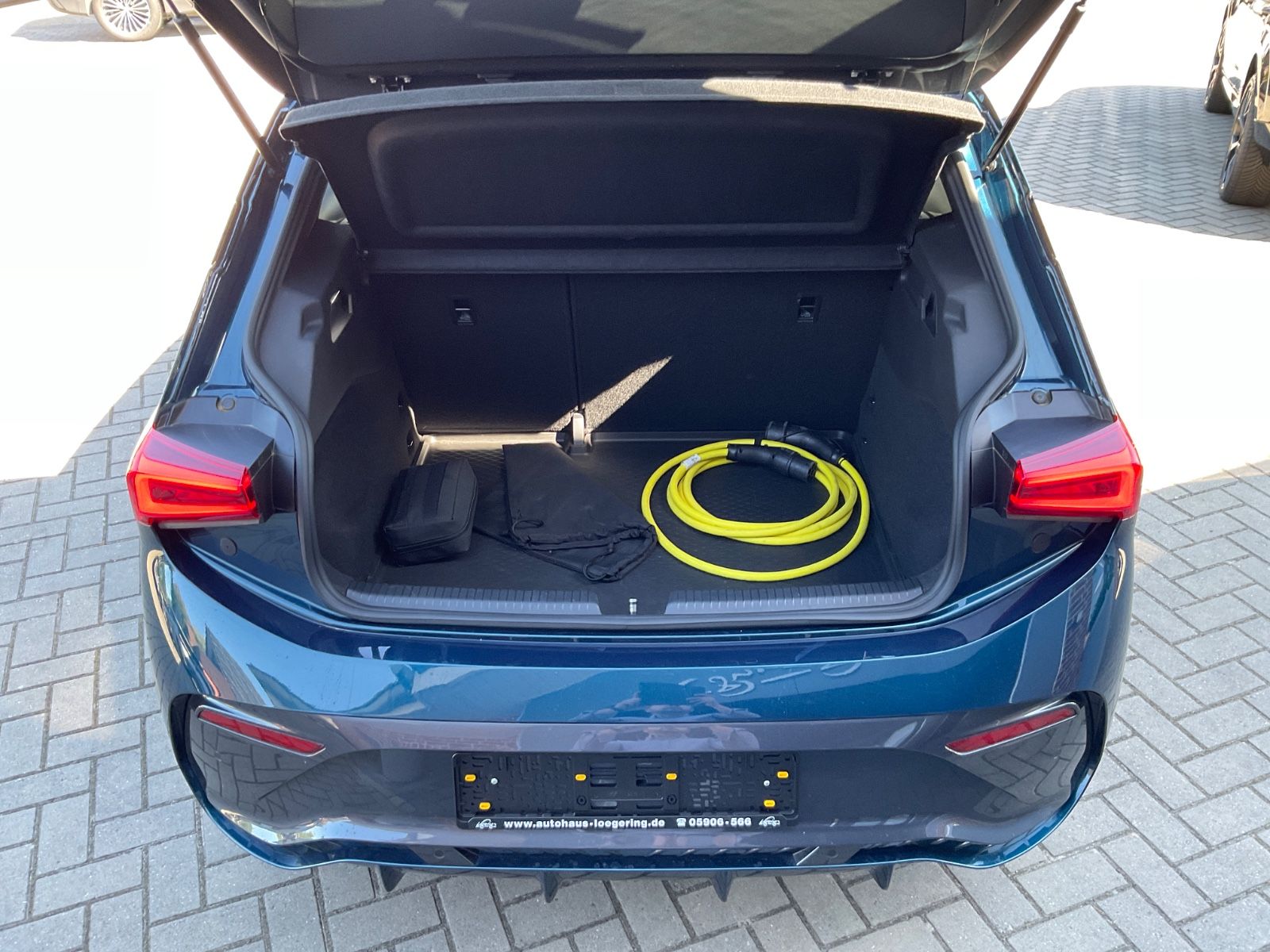 Fahrzeugabbildung CUPRA Born 58 kWh 150 kW,Kamera,Navi,Sitzheizung,Carpl