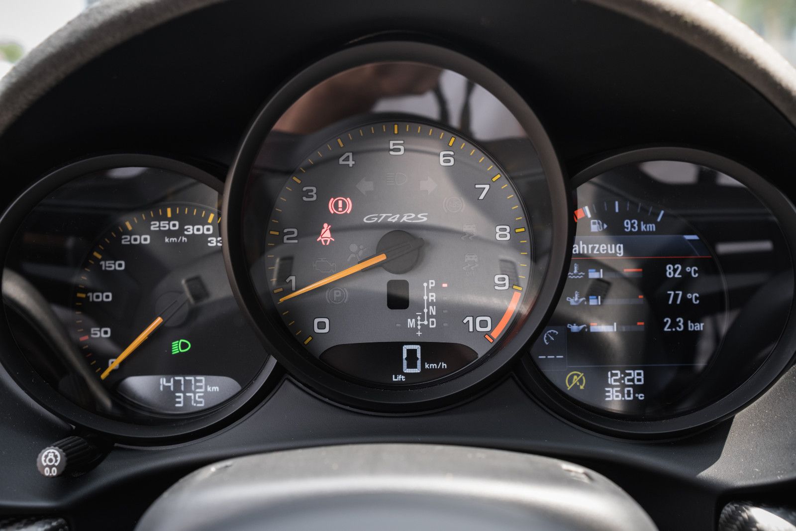 Fahrzeugabbildung Porsche 718 GT4 RS-Weissach-PTS-Lift-LED-Steuer-Folie