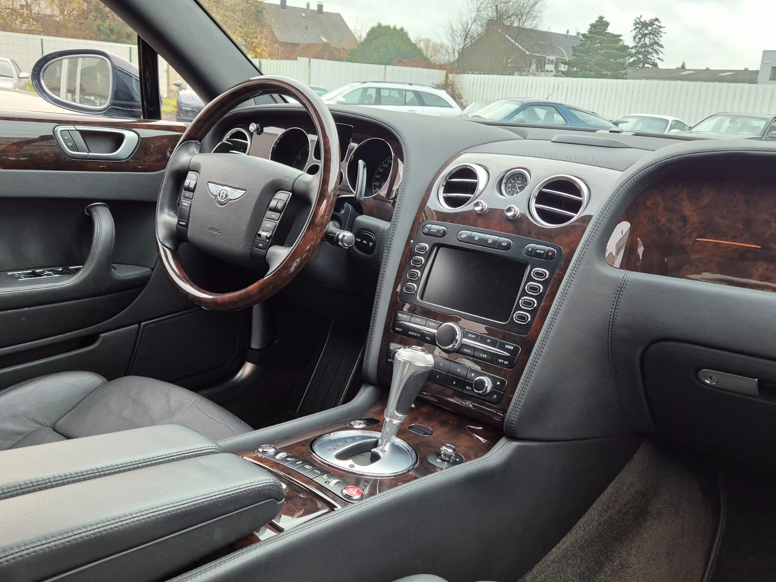 Fahrzeugabbildung Bentley Continental Flying Spur/Ausnahmezustand/Orig. km