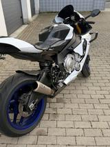 Yamaha YZF-R1 RN32 - YAMAHA R1