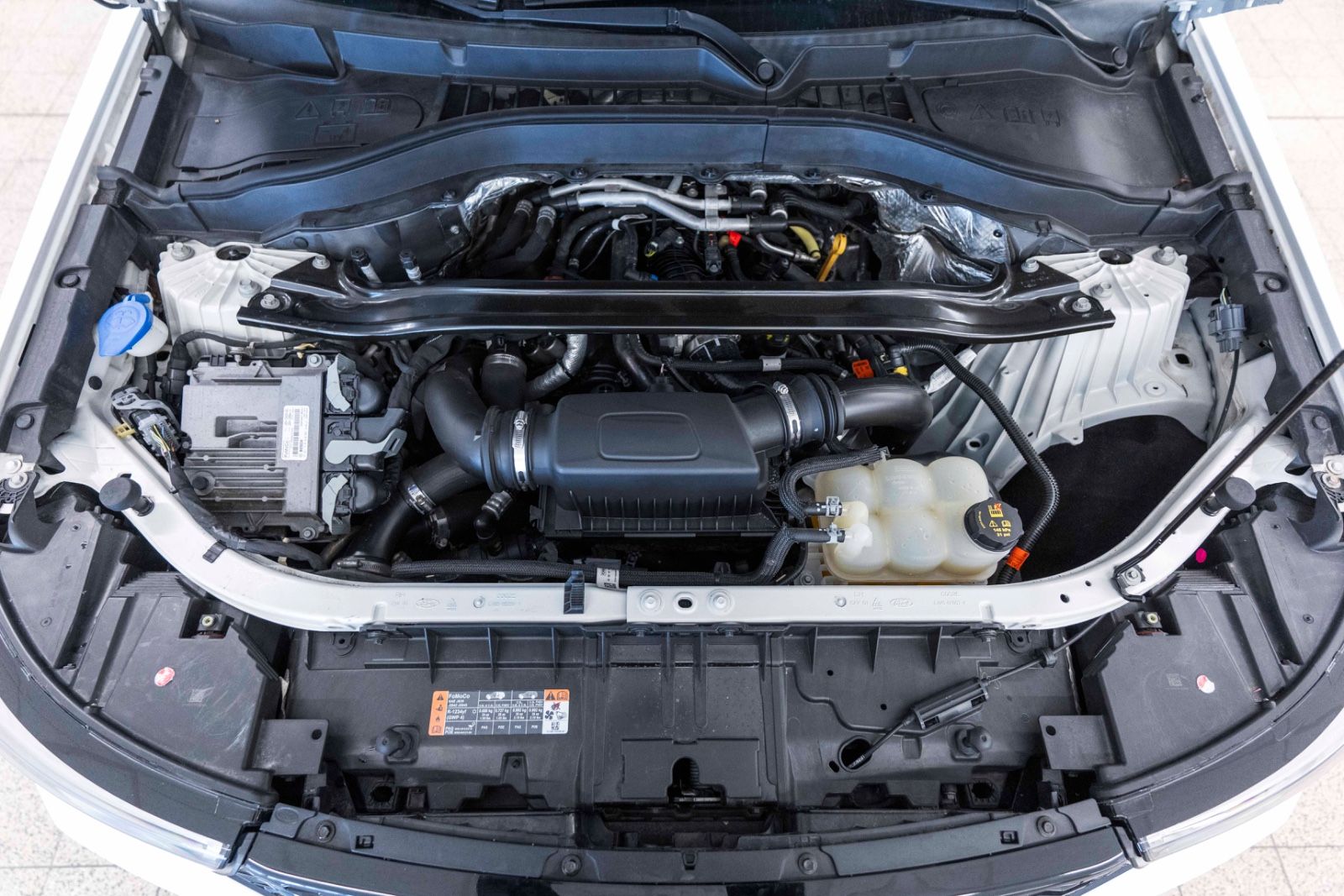Fahrzeugabbildung Ford Explorer ST 3.0L AWD ACC LED 360° B&O PANO AHK
