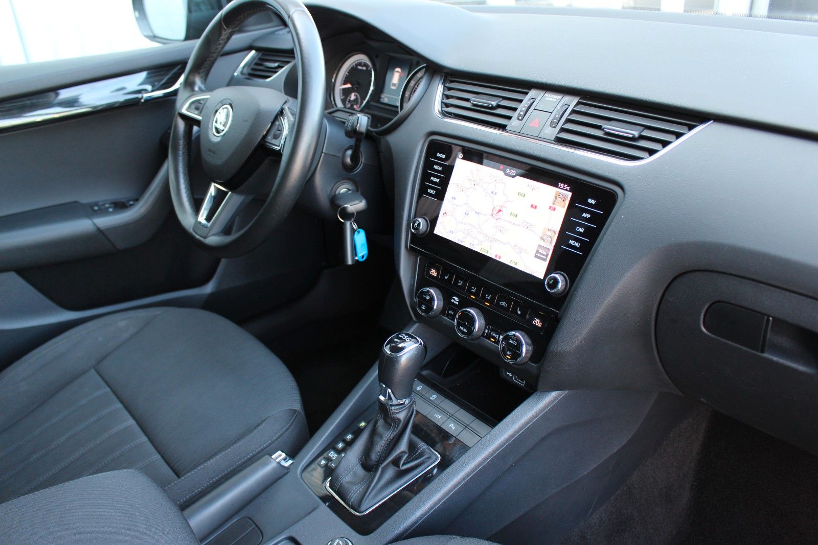 Skoda Octavia Combi Style 2.0 TSI DSG+Navi+Kamera+ACC foto 18
