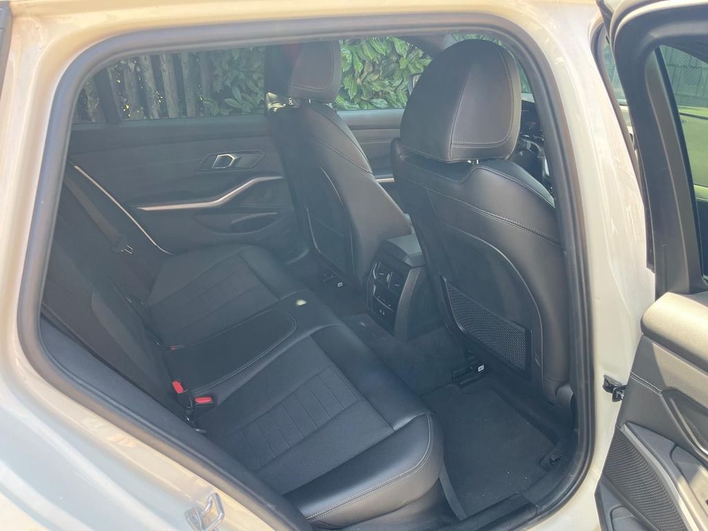 Image of BMW 318