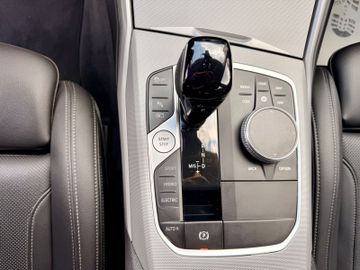BMW 330 - 12