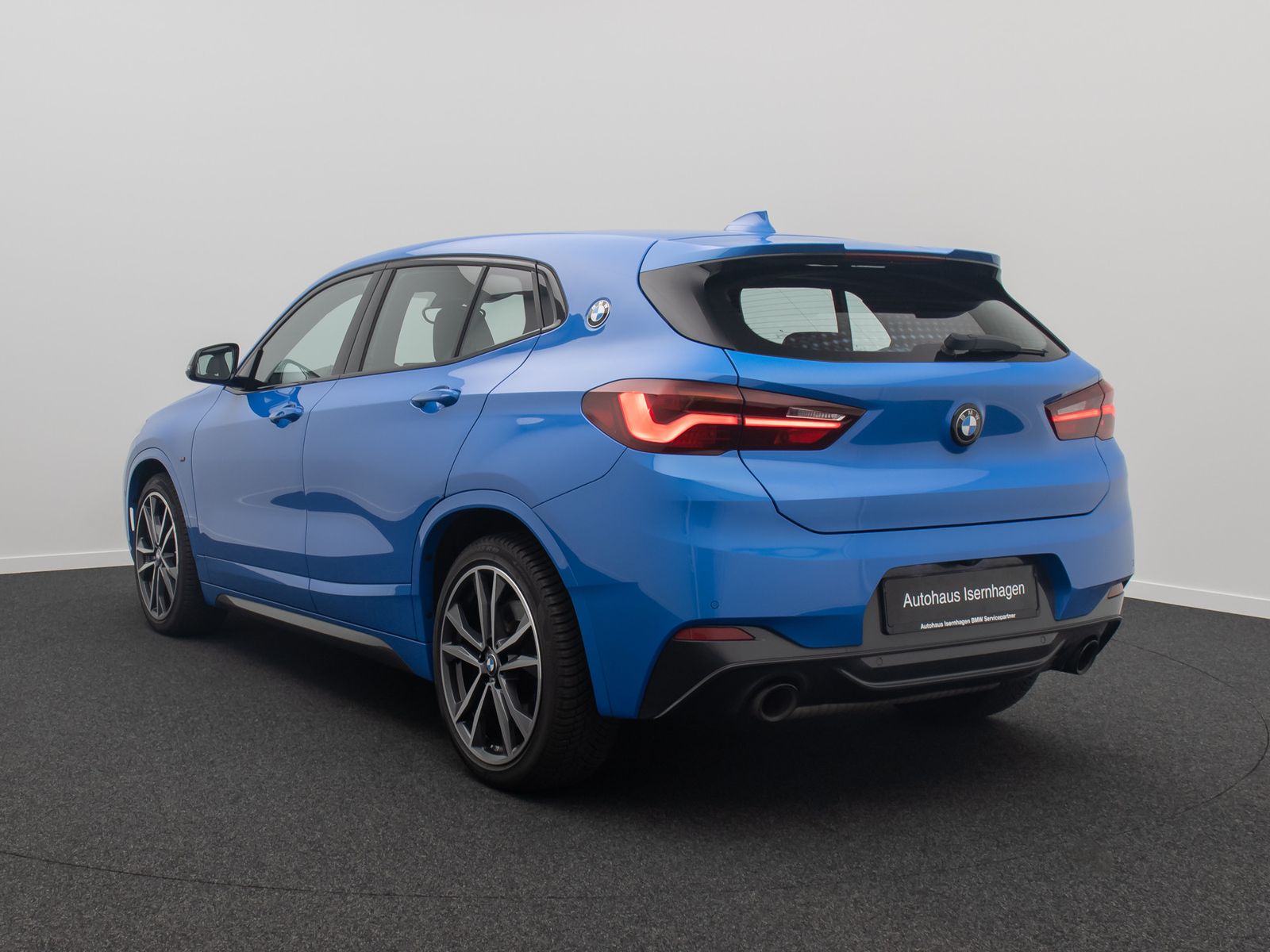 Fahrzeugabbildung BMW X2 M35i HUD DAB Kamera ACC Komfort Panorama HiFi