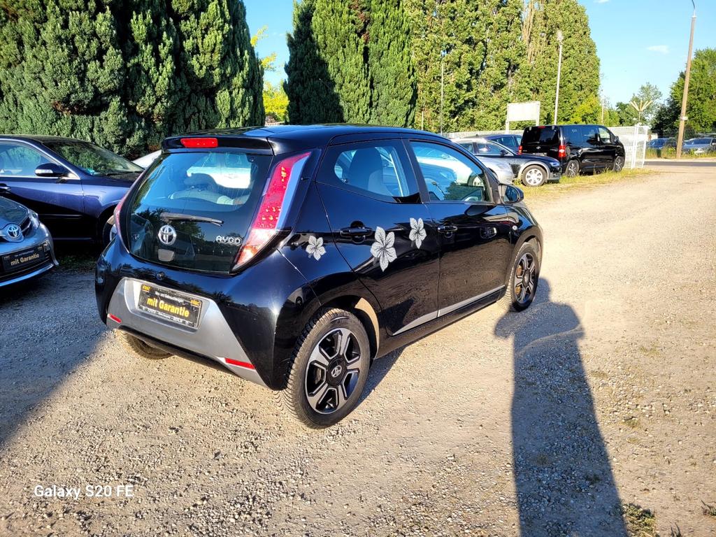 Toyota Aygo (X)