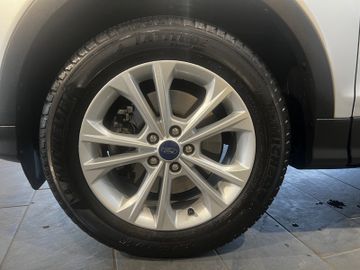 Bild 8 Ford Kuga Titanium | RFK | Navi | Lenkrad-/Sitzhzg.