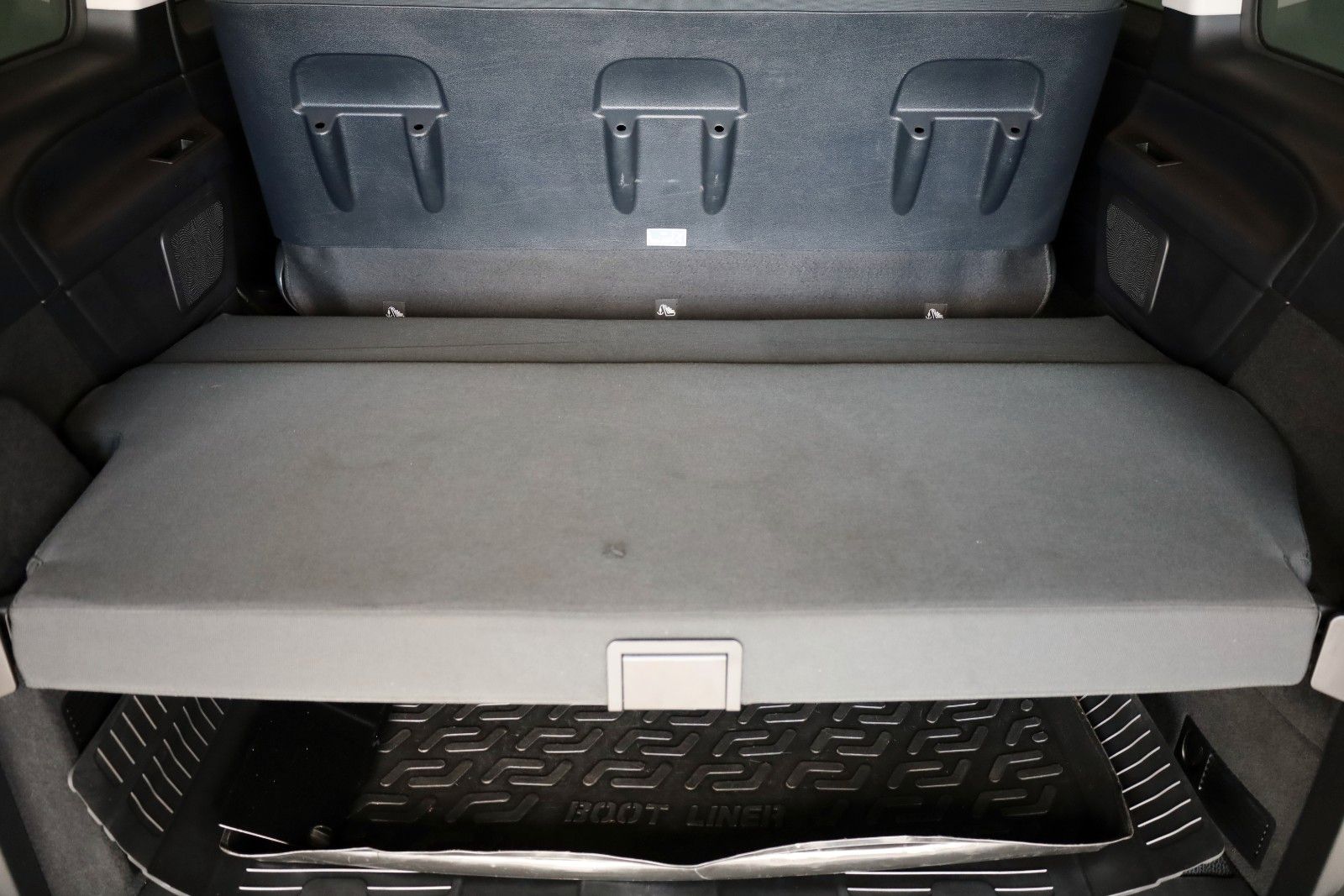 Fahrzeugabbildung Mercedes-Benz V 220 d RISE kompakt,Navi,SH,Carplay,Kamera,AHK