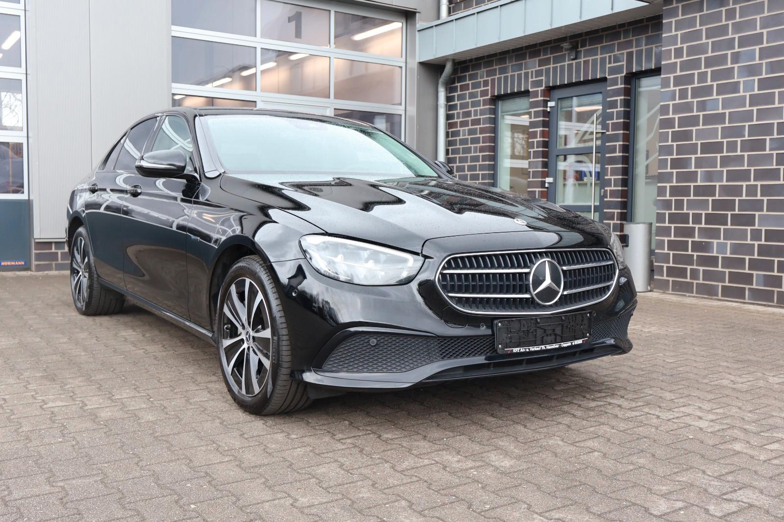 Mercedes-Benz E 300 E Limousine LED/NIGHT-PAKET/8xReifen