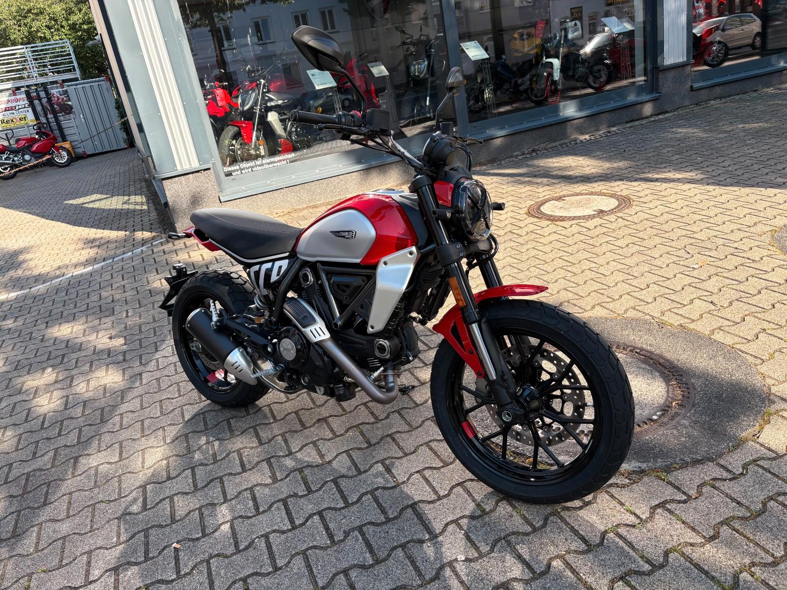 Ducati Scrambler 800 Icon 2G  /  1.Hand, Garantie !