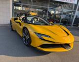 Ferrari SF90 Spider*Lift*Carbon*Racing Sitze*Kamera*LED - gebrauchte Ferrari Cabrios