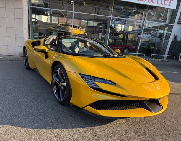 FERRARI SF90