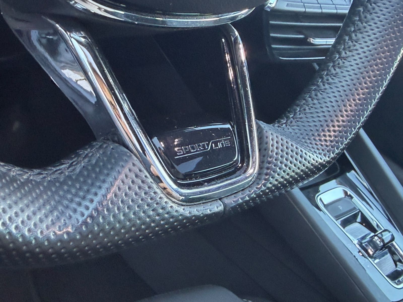 Fahrzeugabbildung SKODA Octavia Combi Sportline*PANO