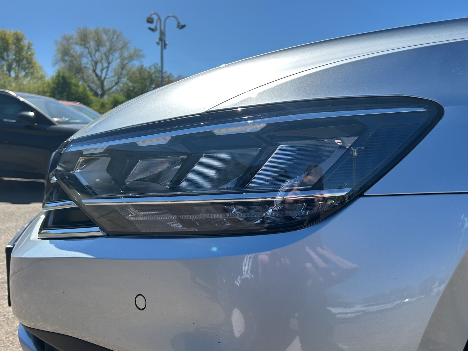 Fahrzeugabbildung Volkswagen Passat Variant TDI Business DSG LED Navi ACC AHK