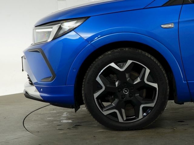 Grandland ULTIMATE PHEV 4X4 AT+LED MATRIX+NAVI+3