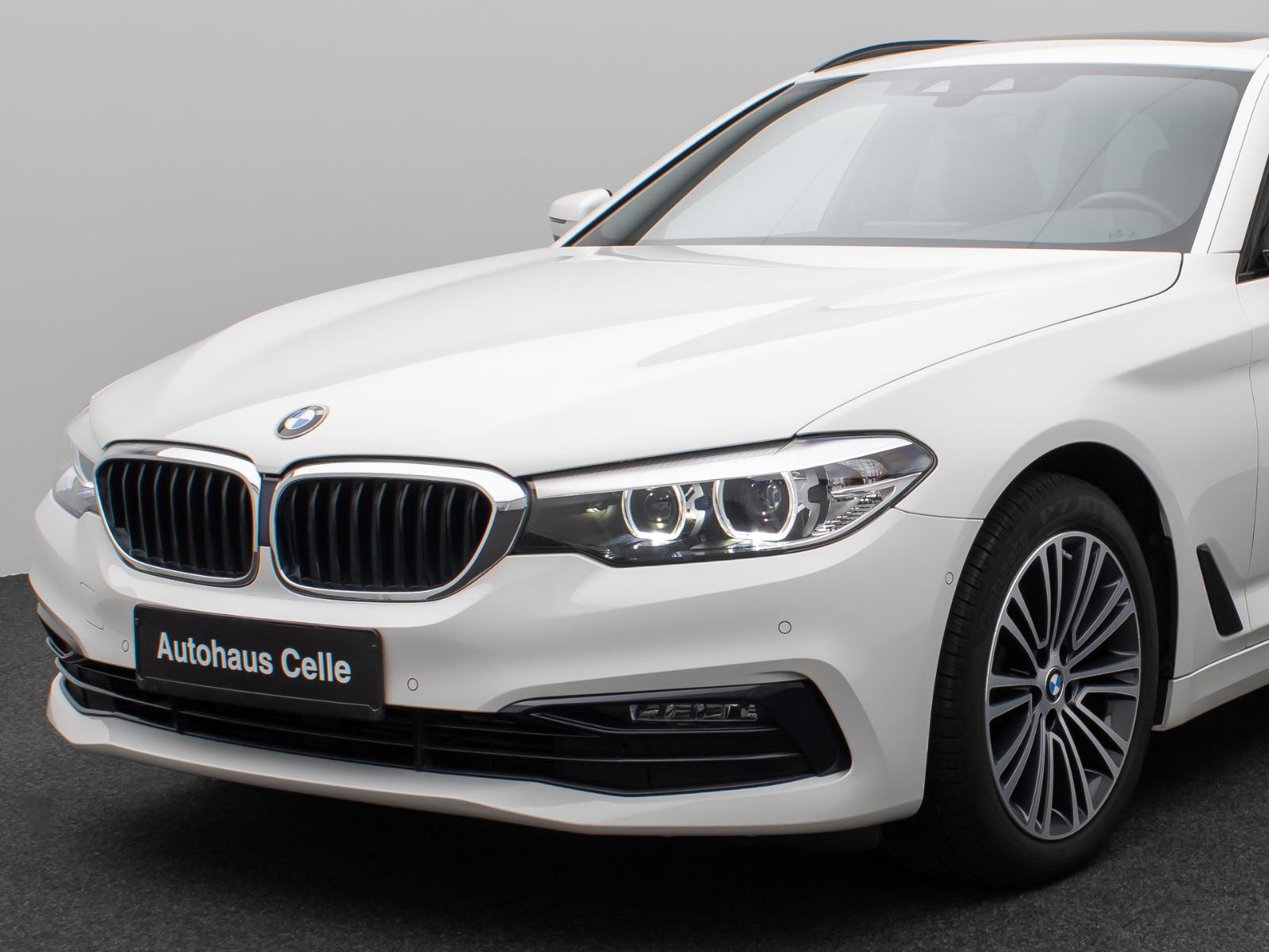 BMW 520d xD Tour Sport Line Pano H/K Exklusiv Paket