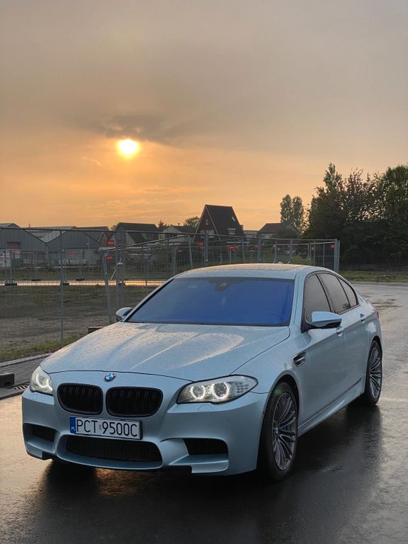 BMW M5