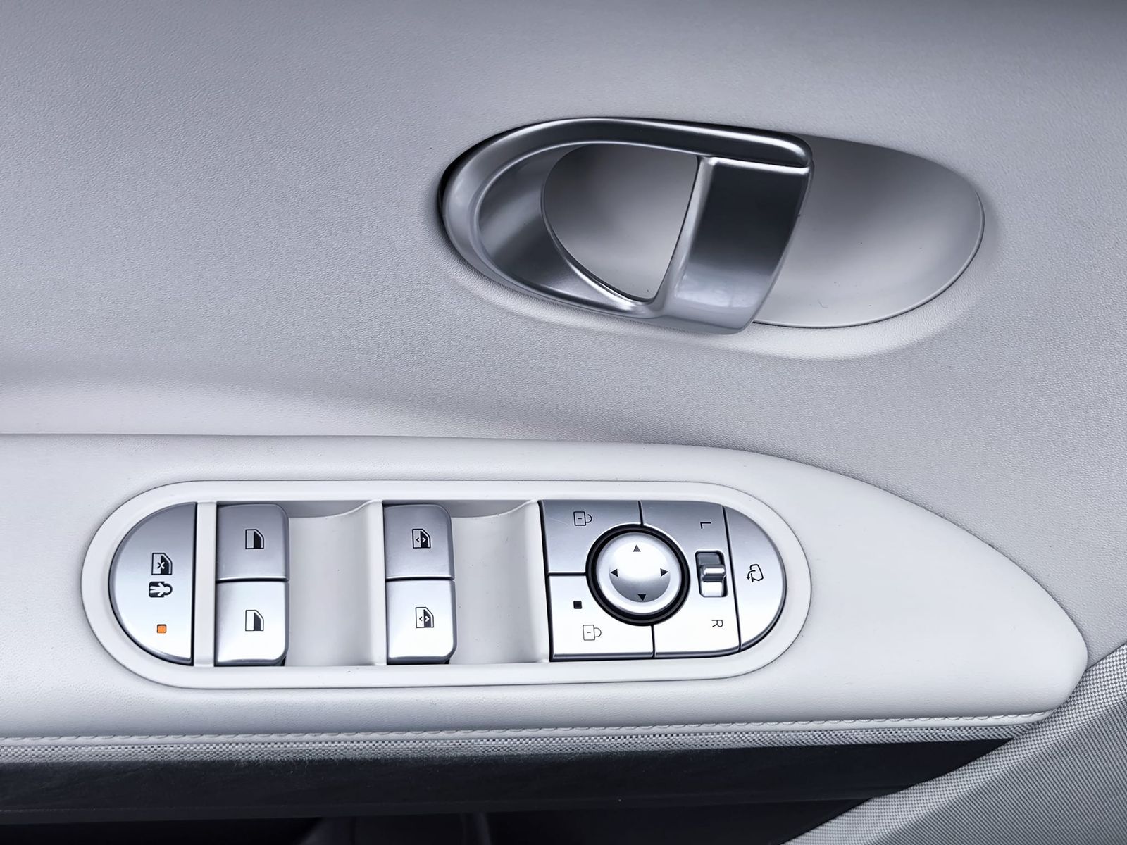 Fahrzeugabbildung Hyundai Ioniq 5 Techniq PANO+NAVI+LED+SHZ+KAMER+ACC+19"+