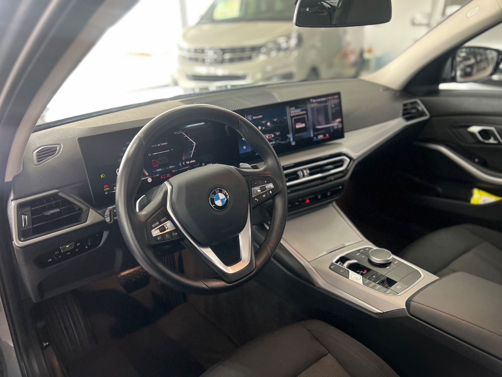 BMW 318 d Touring Driving Assistant+Curved+LED+BLCP foto 23