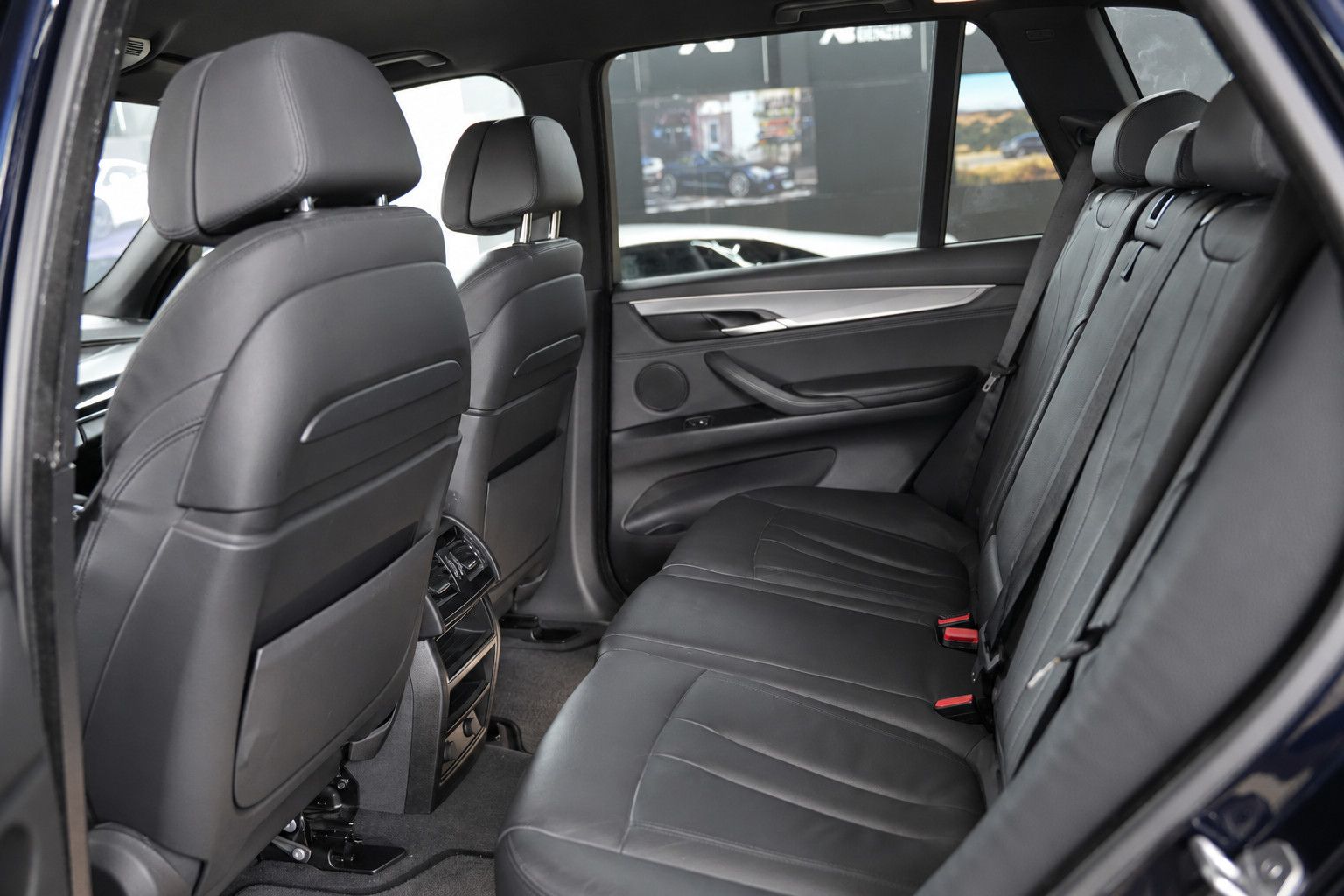 Fahrzeugabbildung BMW X5 xDrive 30d *M-Paket*HUD*Memory*Rückfahrkamera