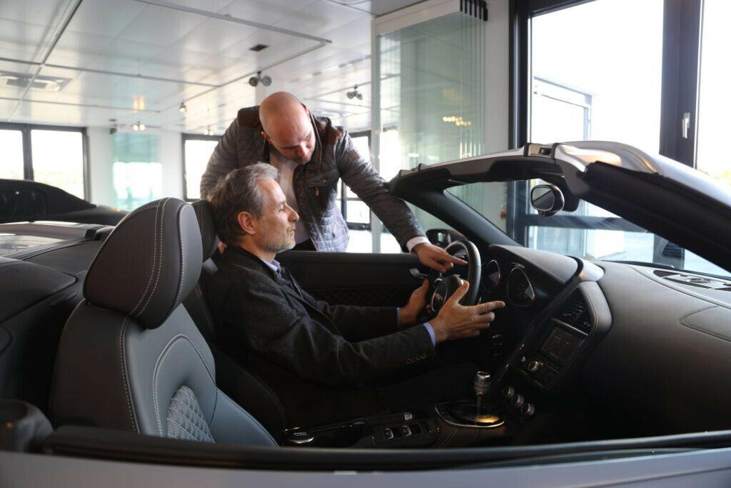 showroom-image-main