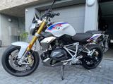 BMW R1250 R, 3 Pakete, Navigator 6, Motorsportfarben - BMW MOTO