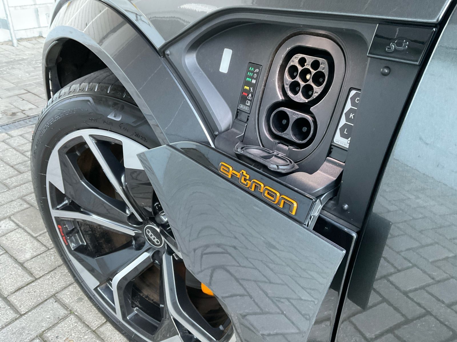 Audi e-tron - Bild 33